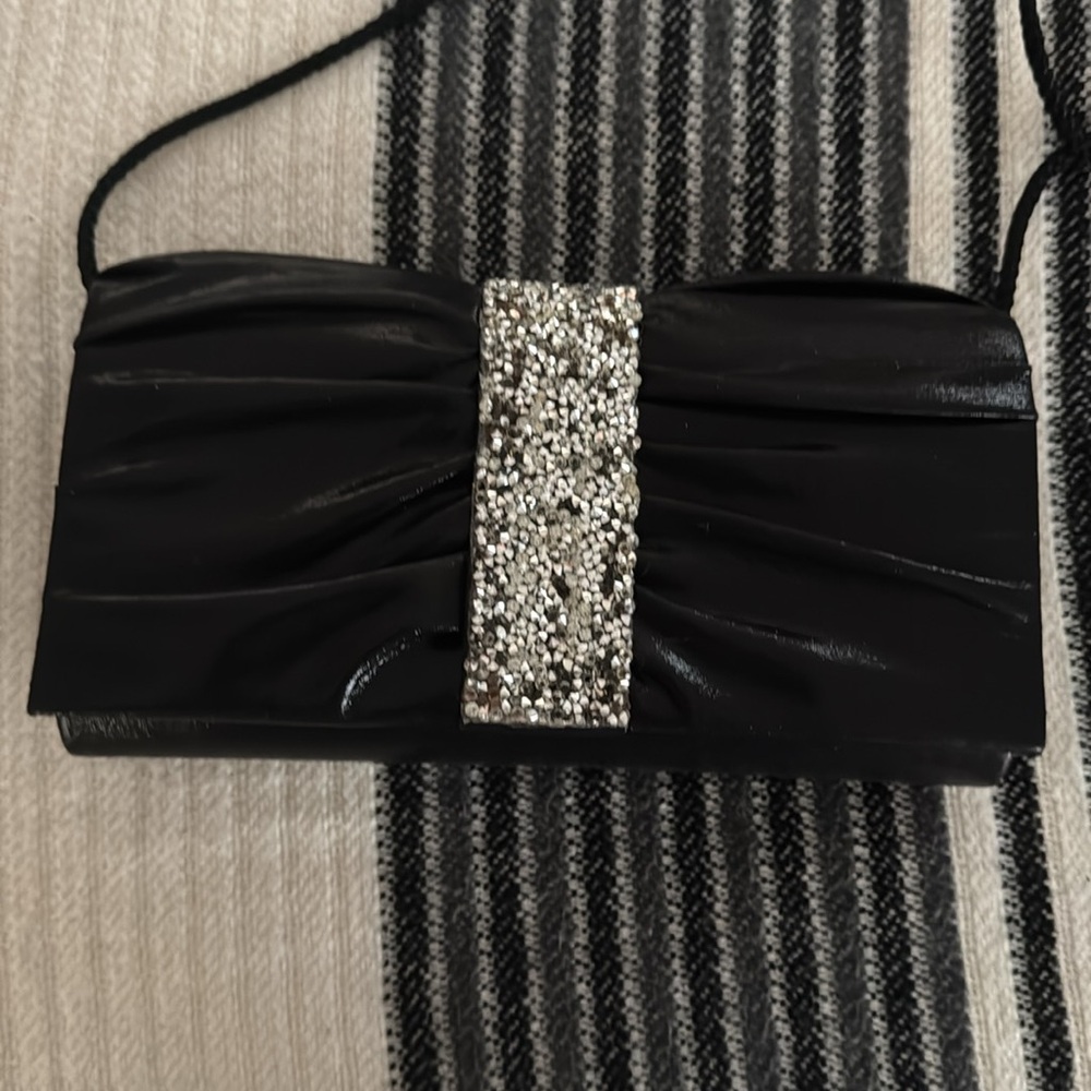 Elegant Black and Silver Women's Lot of Evening Bags - Picture 6 of 9